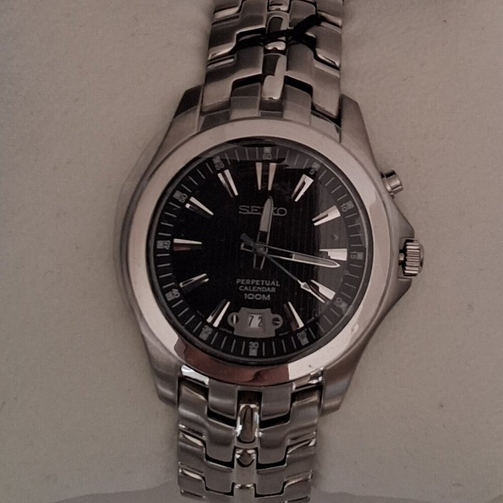 Seiko Men’s Perpetual Calendar Stainless Steel Watch – SNQ101 (New)
